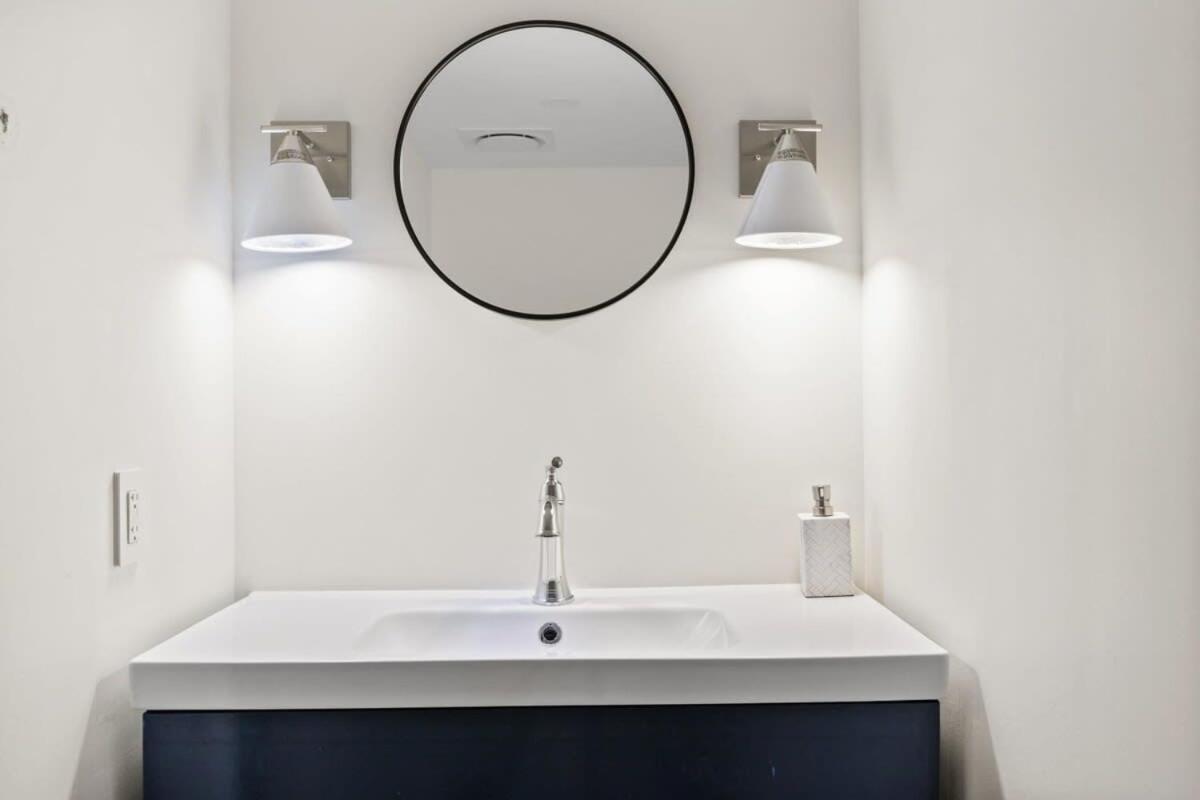Holiday home Riverside By Rove Travel 7br Modern Townhouse *
