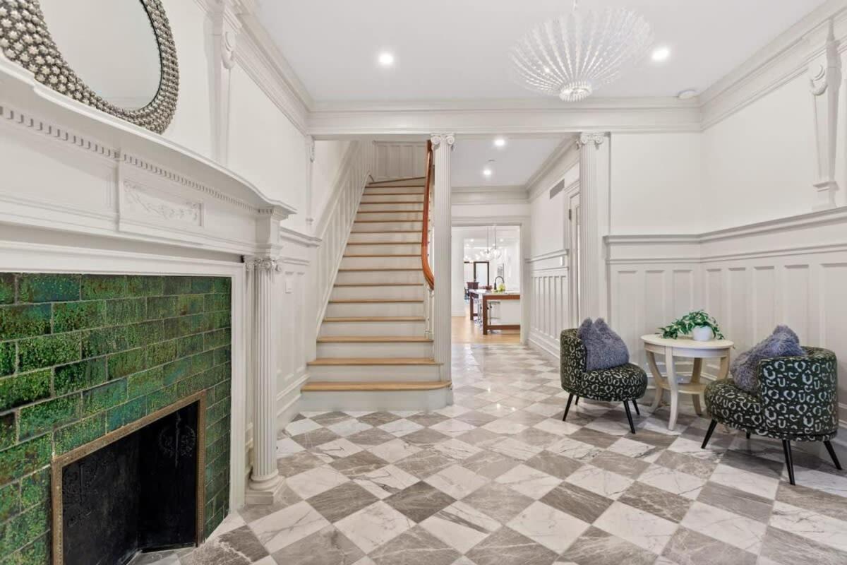 Holiday home Riverside By Rove Travel 7br Modern Townhouse New York