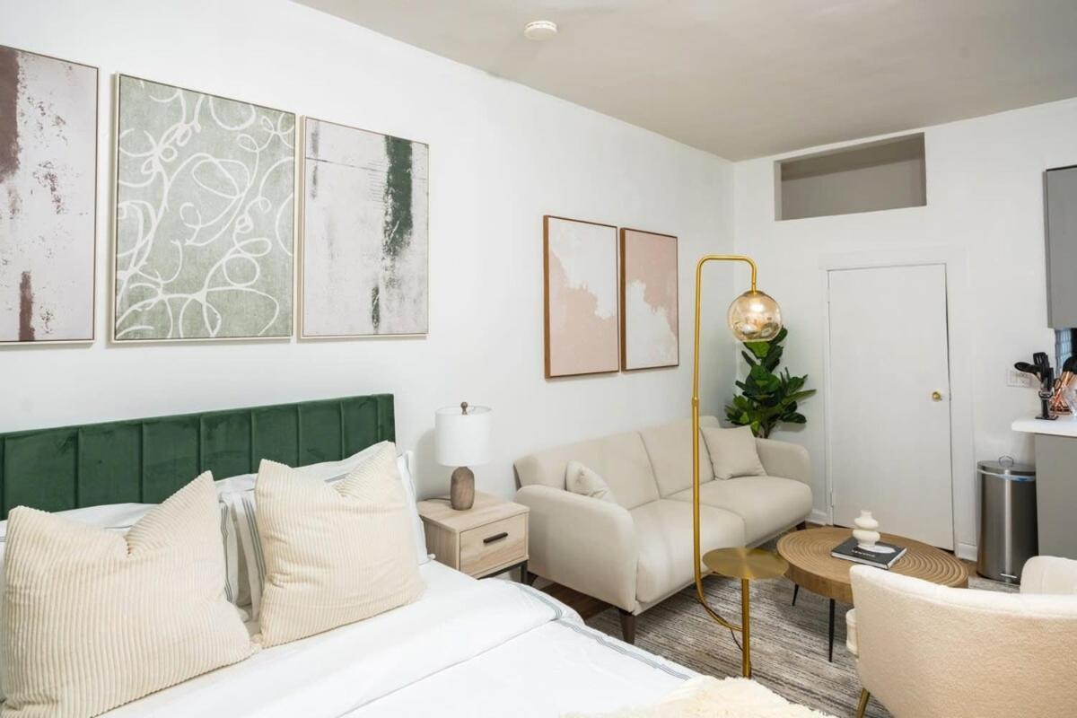 74-1a New In Prime Uws - Gym In Building Apartment New York
