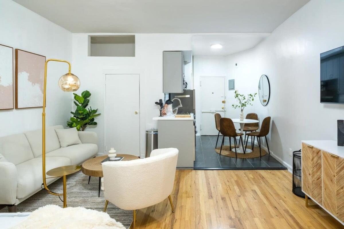 Apartment 74-1a New In Prime Uws - Gym In Building *