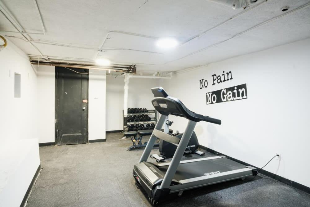74-1a New In Prime Uws - Gym In Building Apartment