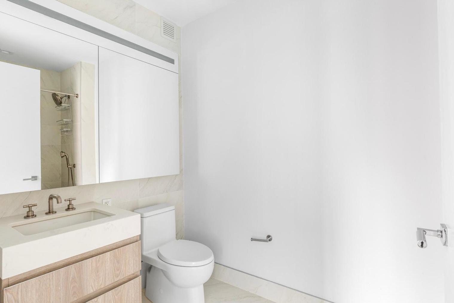 Apartment Gramercy 2br W Elevator Doorman Nr Park Nyc-1233 New York