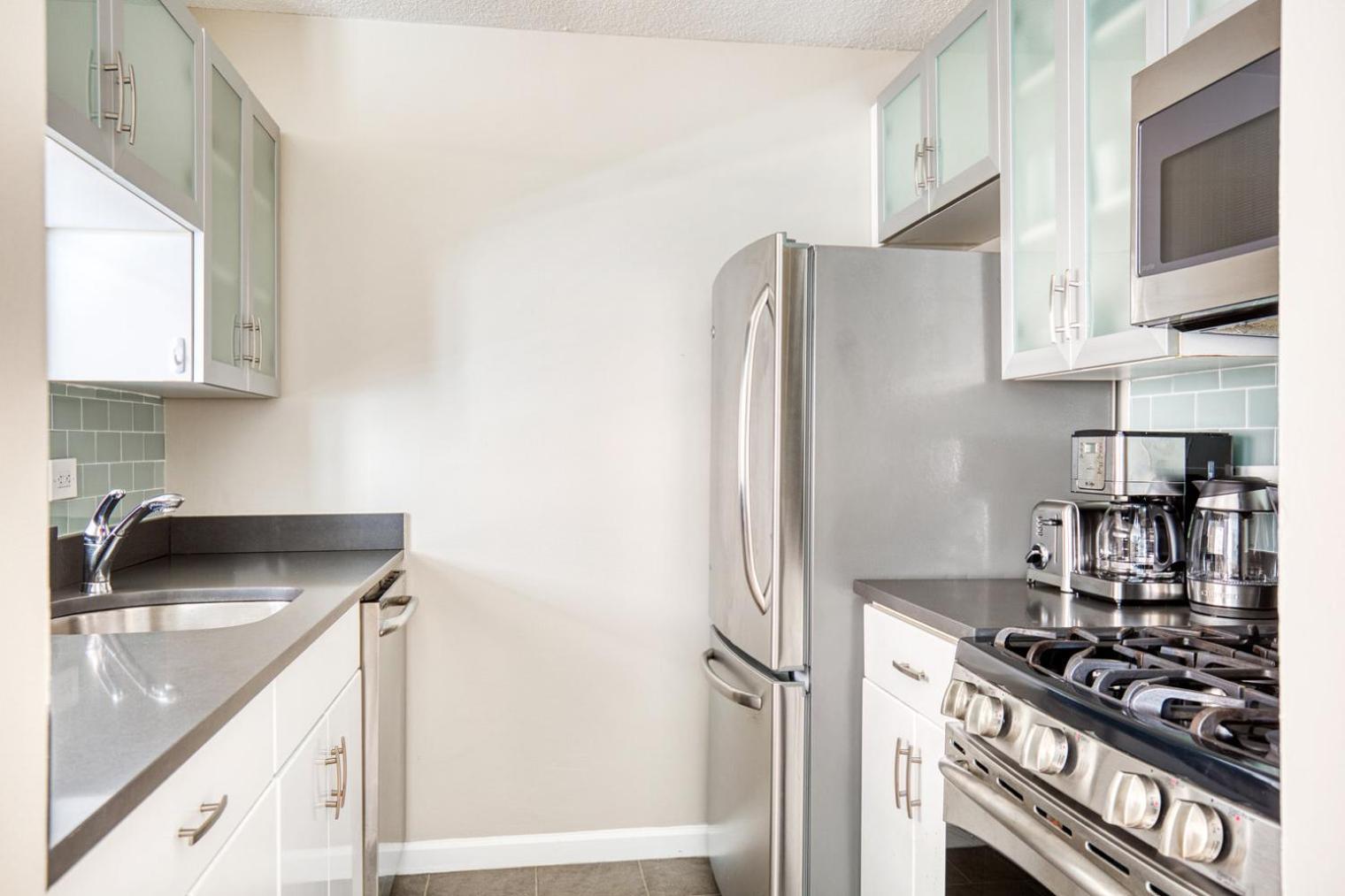 Uws 1br W Gym Sun Terrace Nr Park Nyc-713 New York