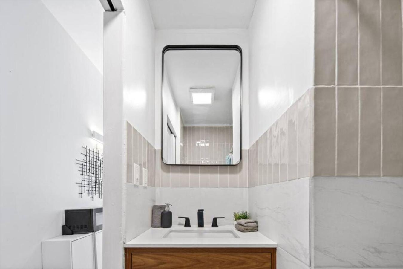 Apartment Renovated 3br With Private Backyard In Bed-stuy *