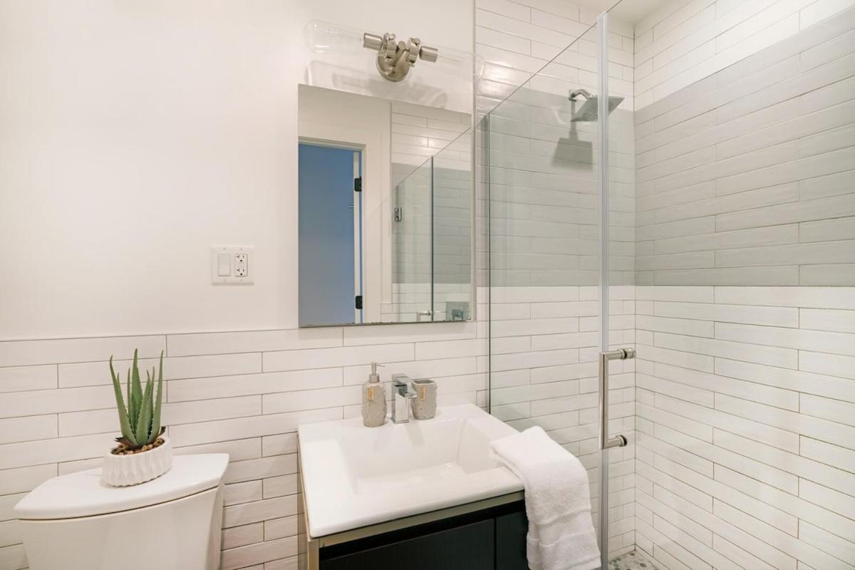 1290-16 New Renovated 2 Bedrooms In Ues * New York