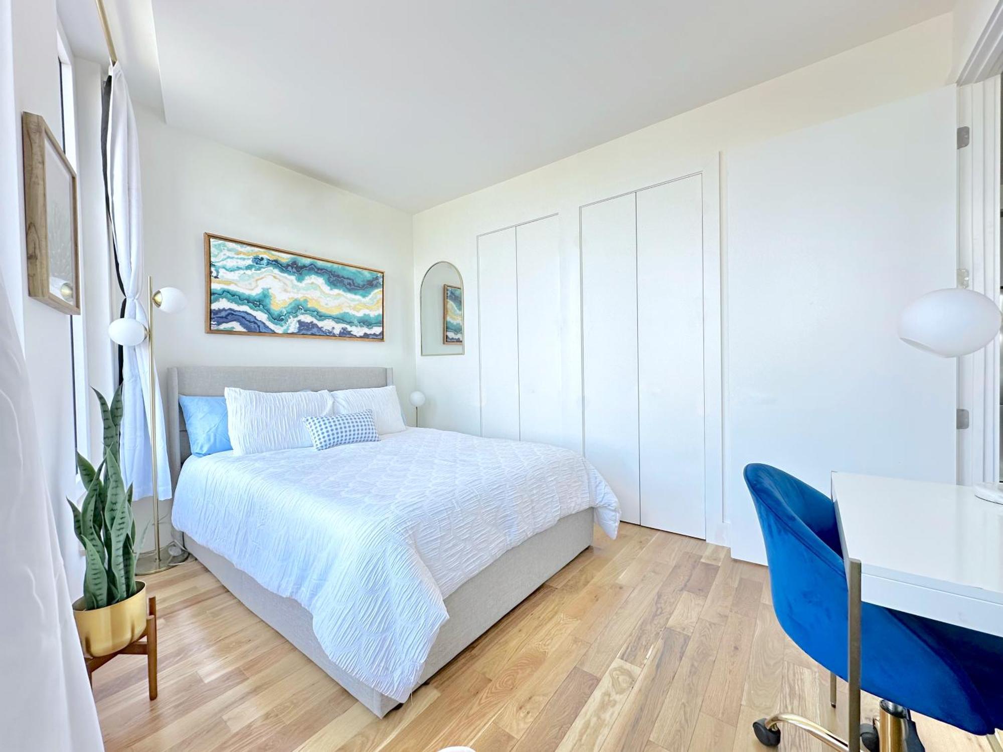 Apartment Large One Bedroom - Massive Private Terrace - Luxury Building - Williamsburg - Greenpoint *
