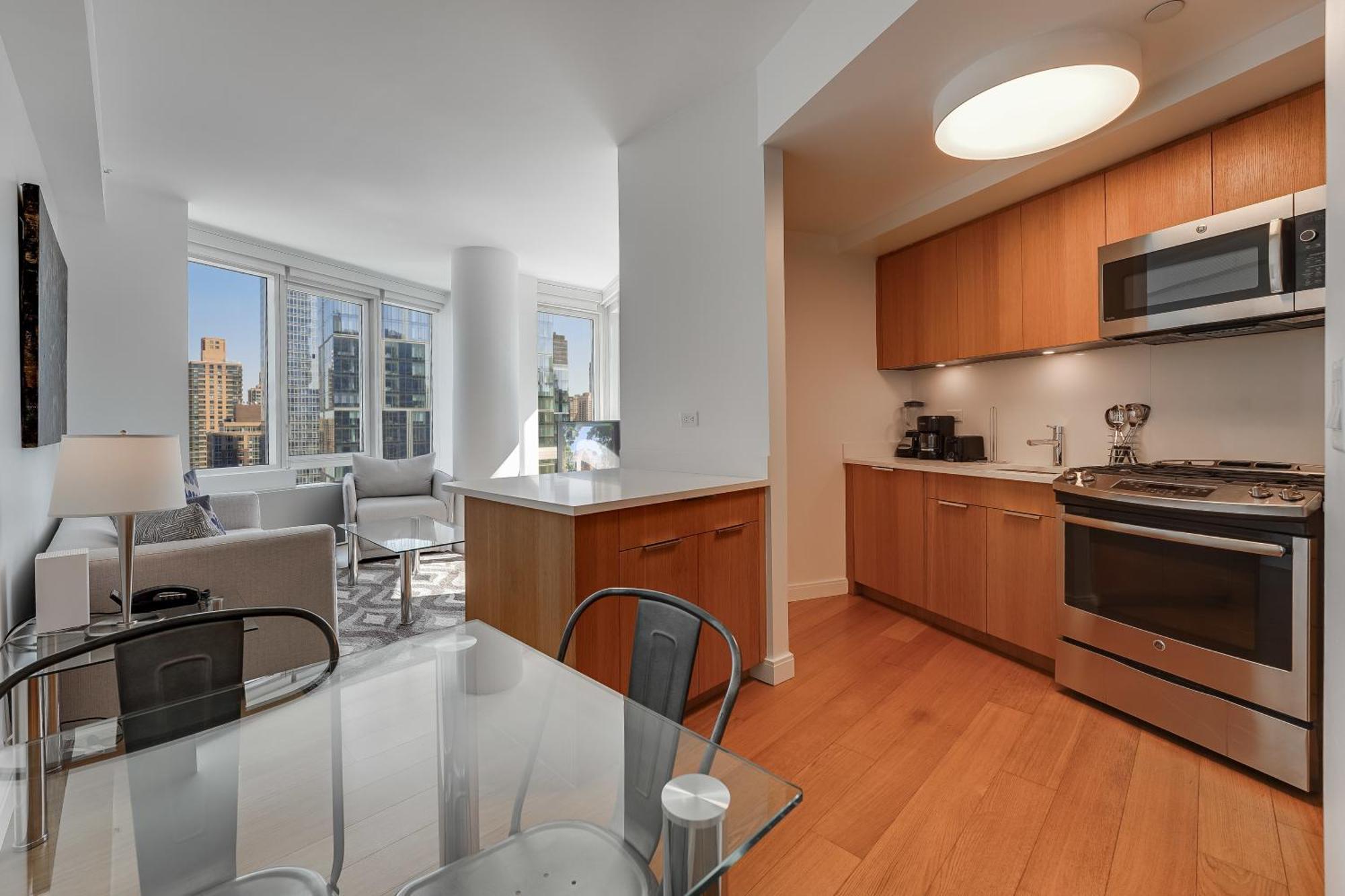 Global Luxury At Via 57 Apartment