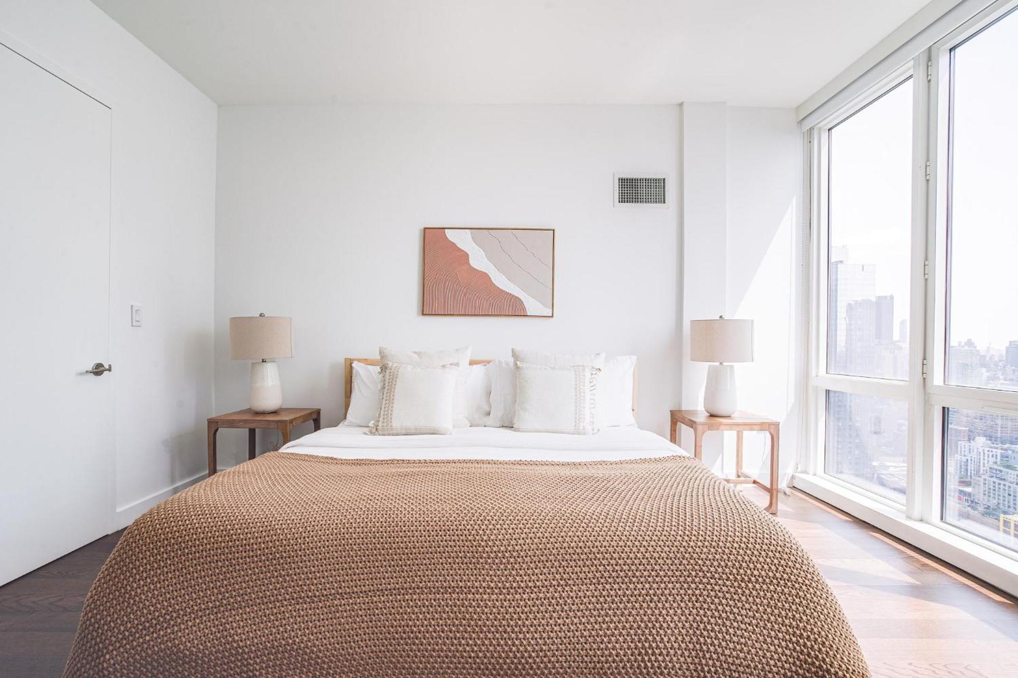 Apartment Lux Penthouse 2br 2 Bath