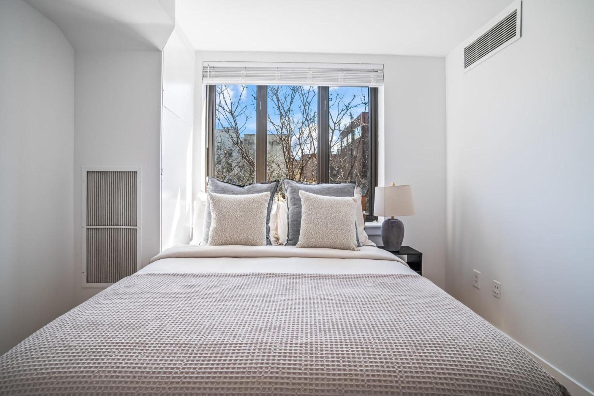 Family 3 Bedroom 1 Bath Getaway New York
