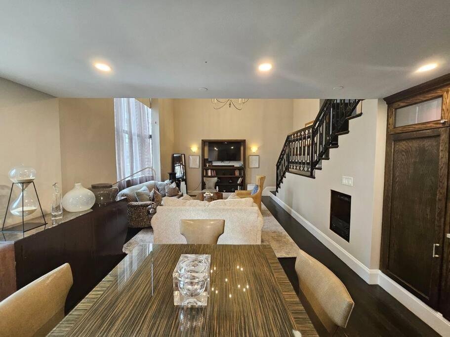 The Renwick Duplex At The Mansfield Midtown Apartment *
