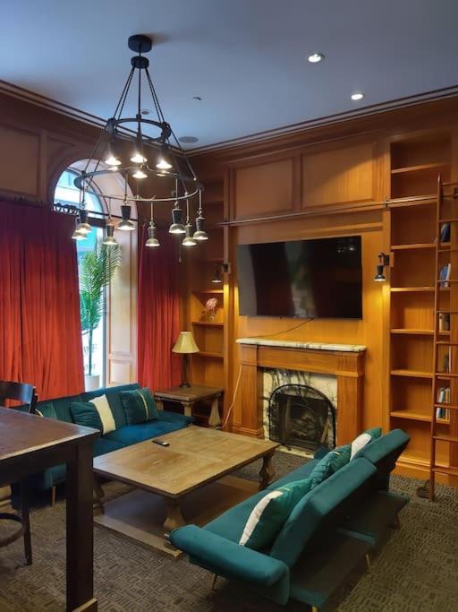 The Renwick Duplex At The Mansfield Midtown Apartment New York