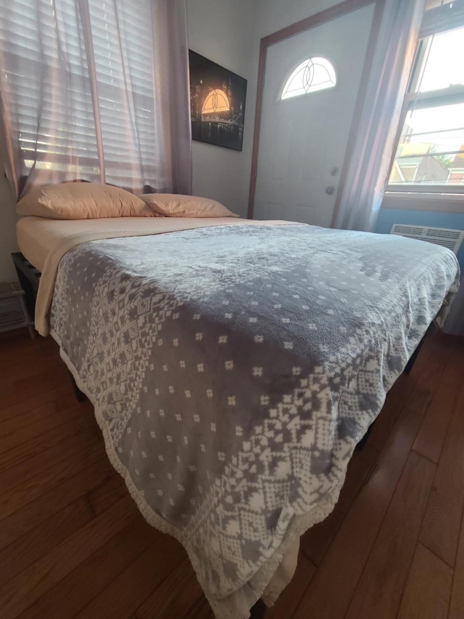 New York Homestay *