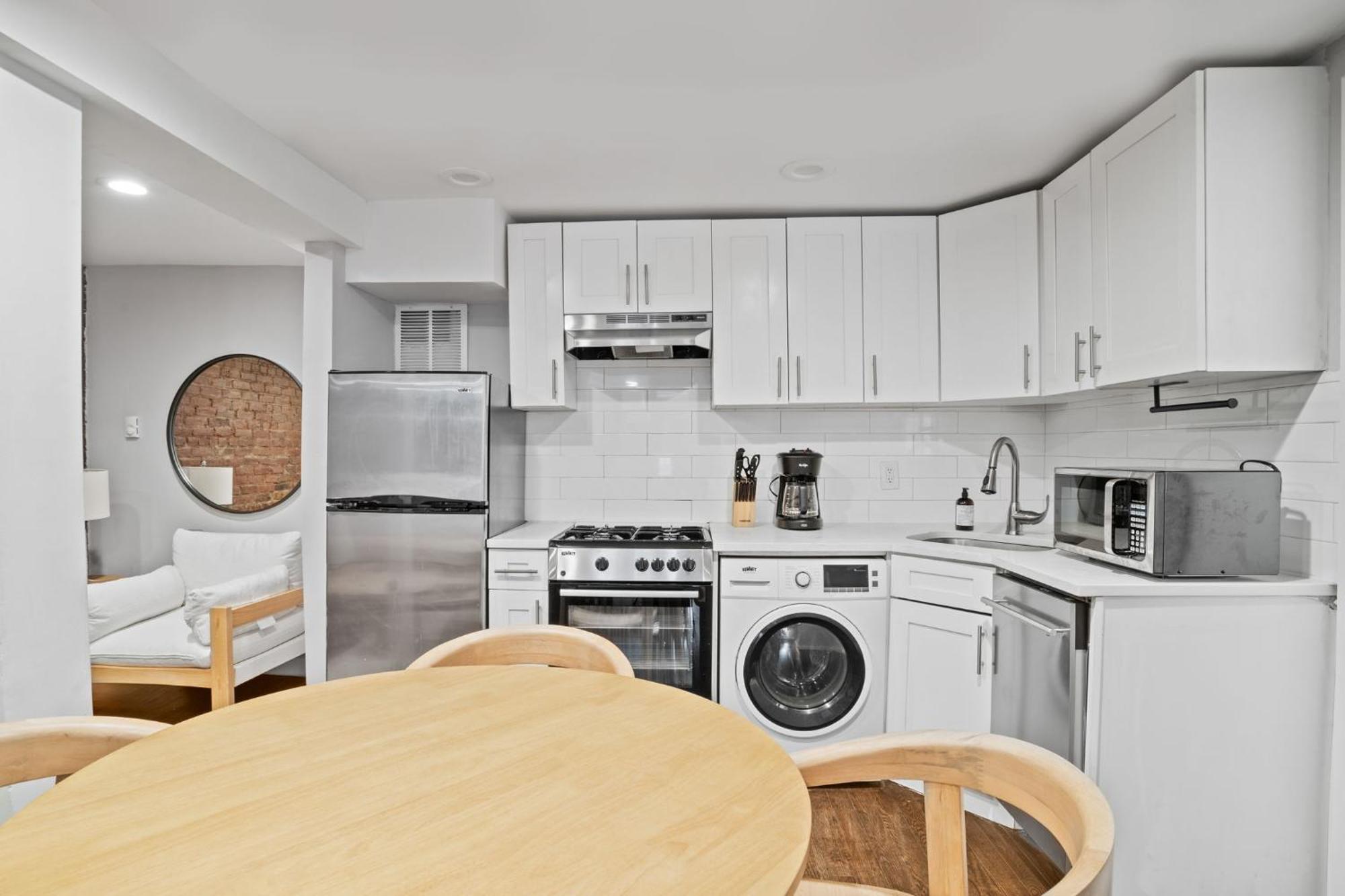 Apartment Chelsea Charm 2bd 1 Bath New York