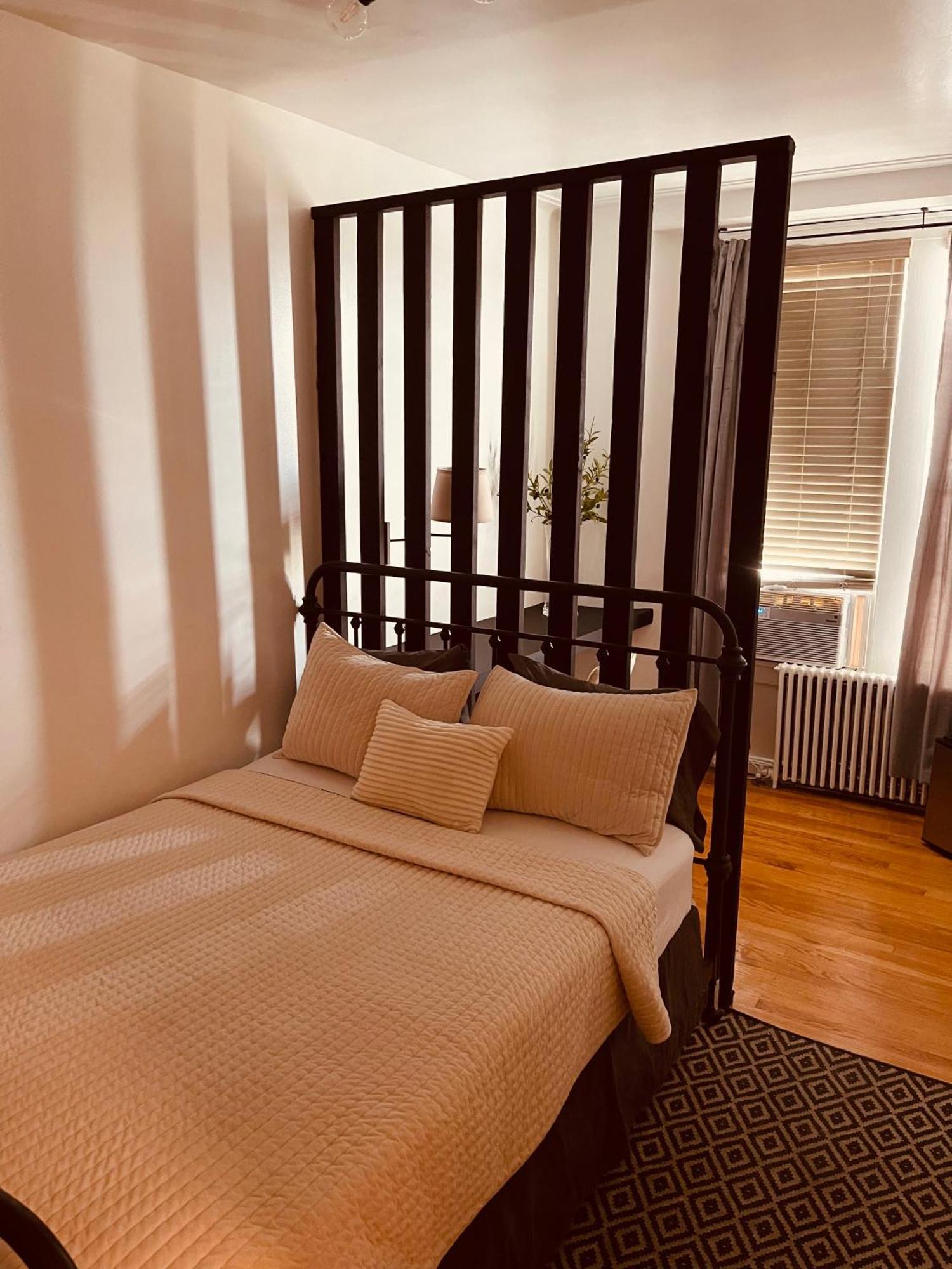 Private In Townhouse W 2 Baths Fq Beds 1-3ppl