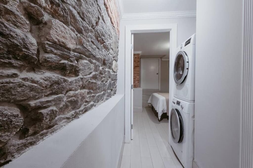Cozy Urban Retreat - East Village Manhattan *