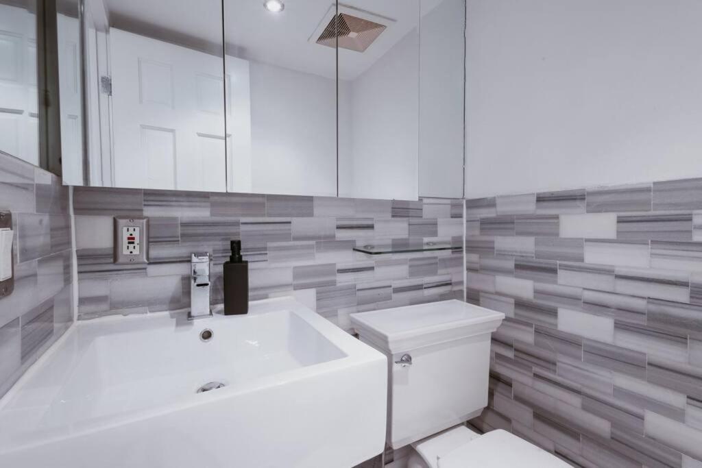 Cozy Urban Retreat - East Village Manhattan New York