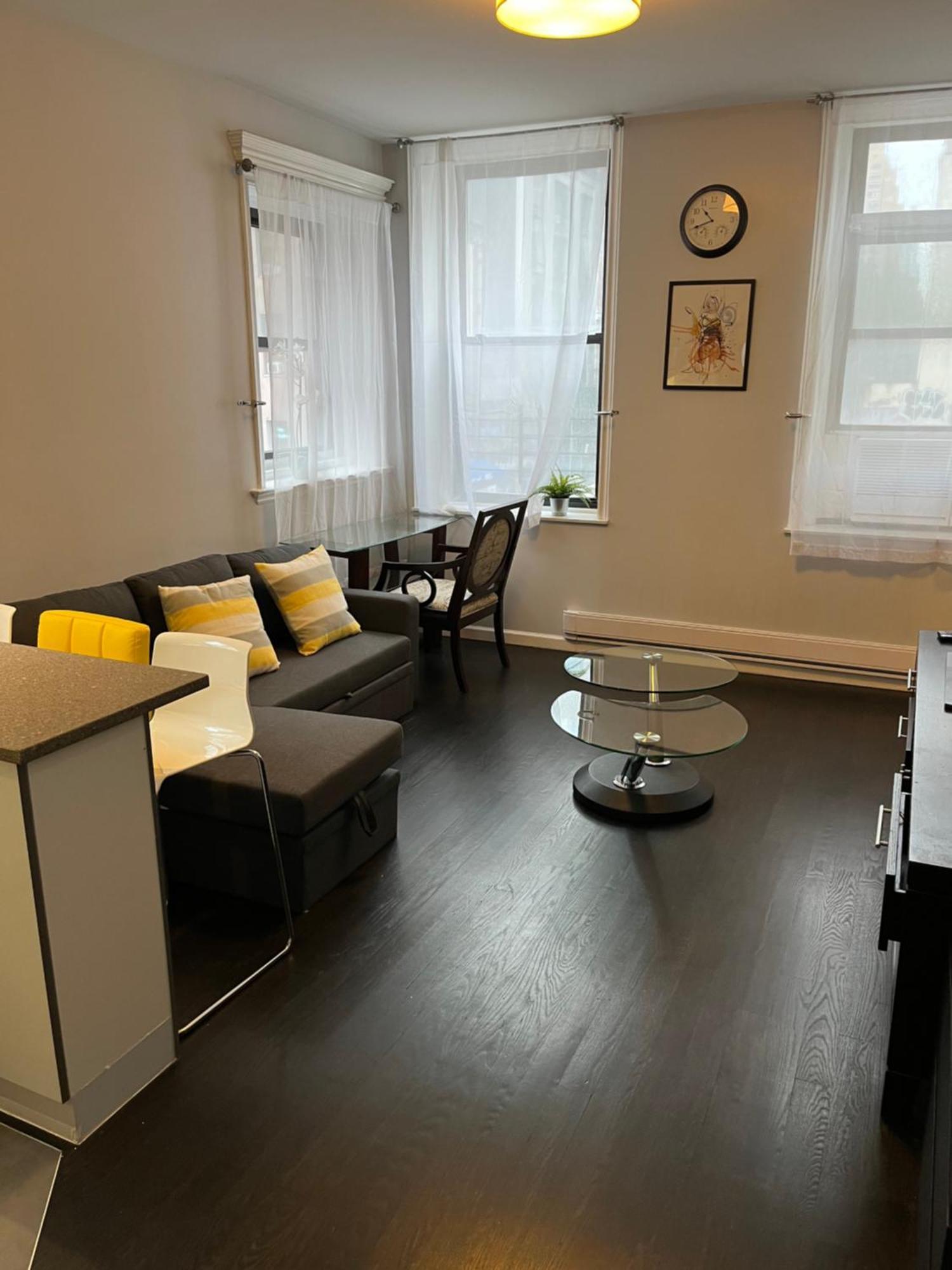 3 Bedroom, Central Location In Manhattan!! Apartment New York