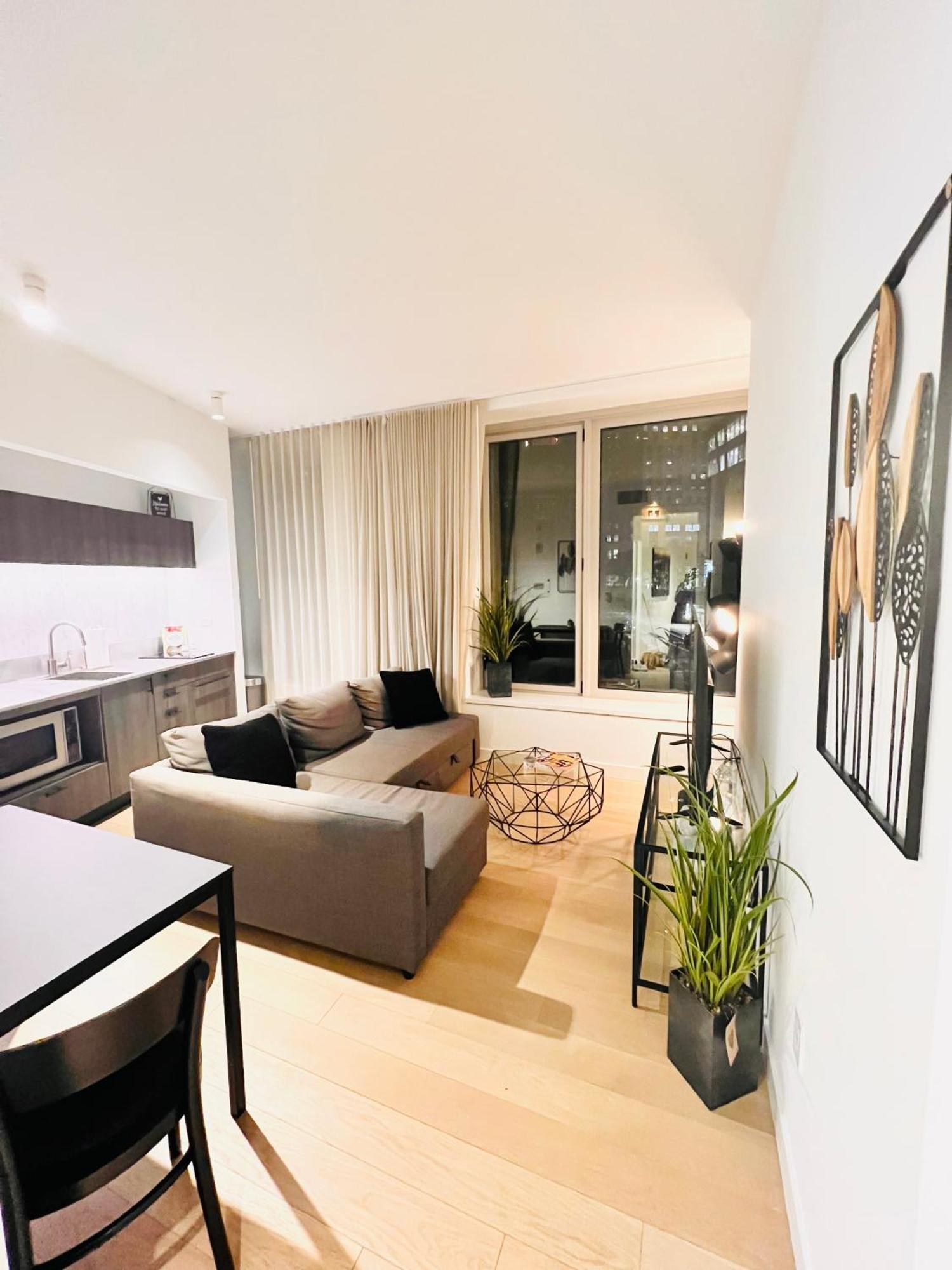 Hanover Living * New York