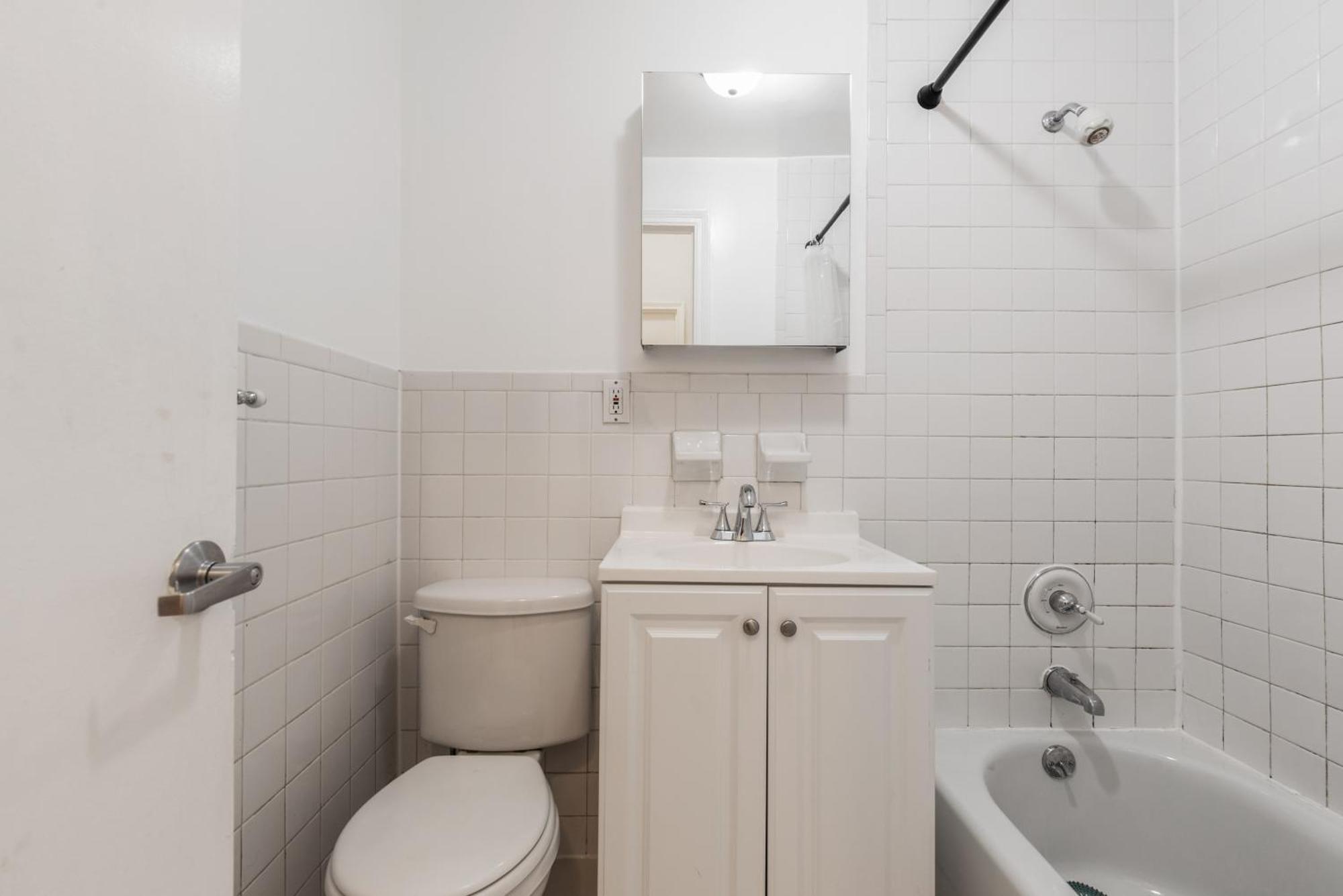 Monthly Nyc - Flawless 2 Bedroom Apartment *