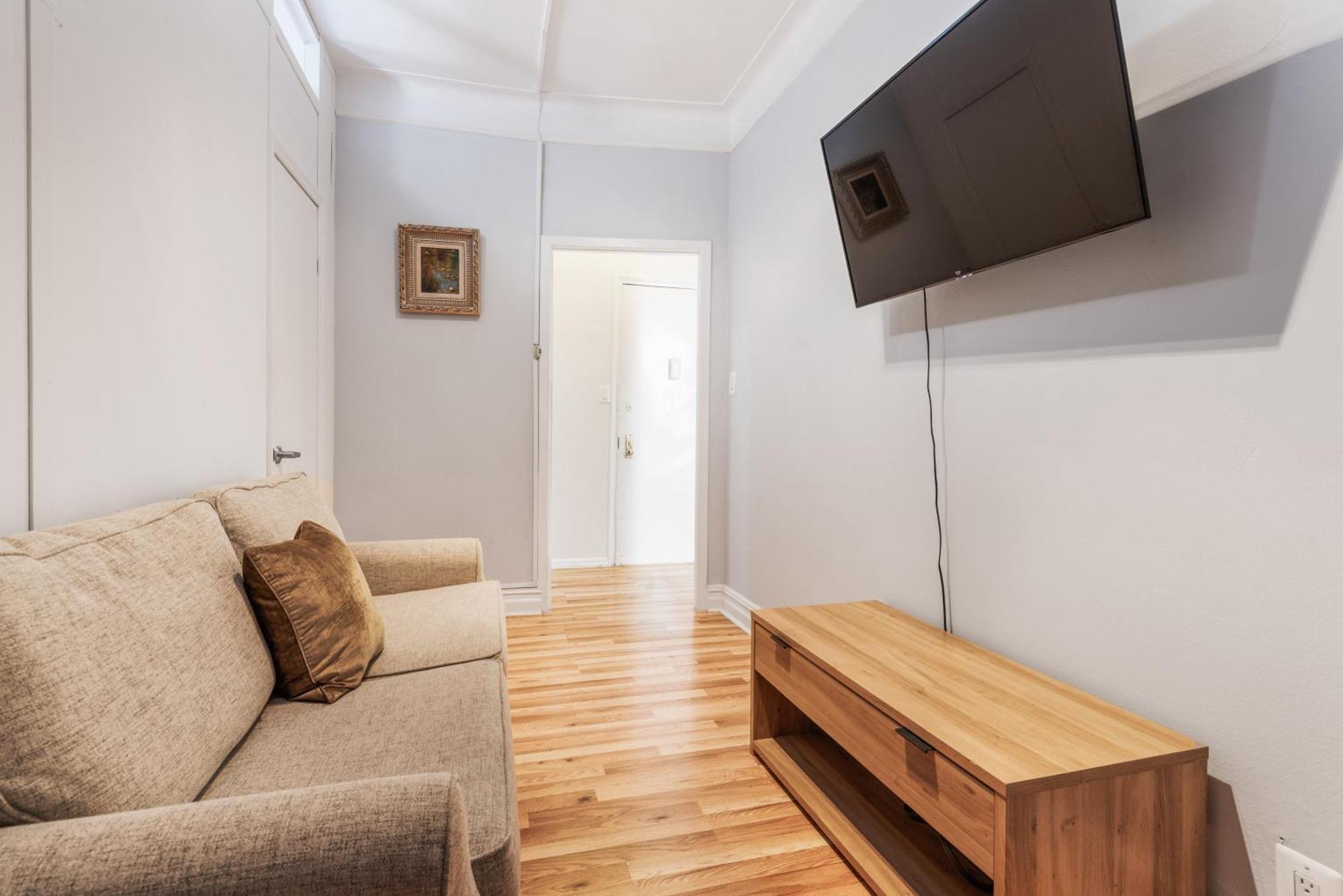 Apartment Monthly Nyc - Flawless 2 Bedroom *