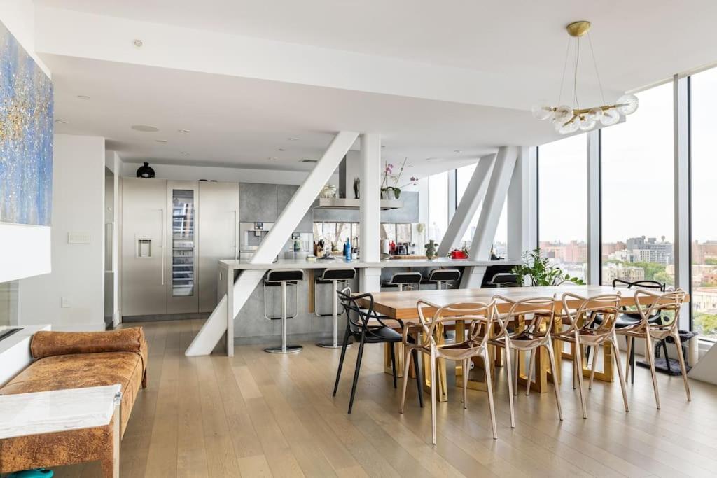 Apartment Brand New Five Bedroom Penthouse *