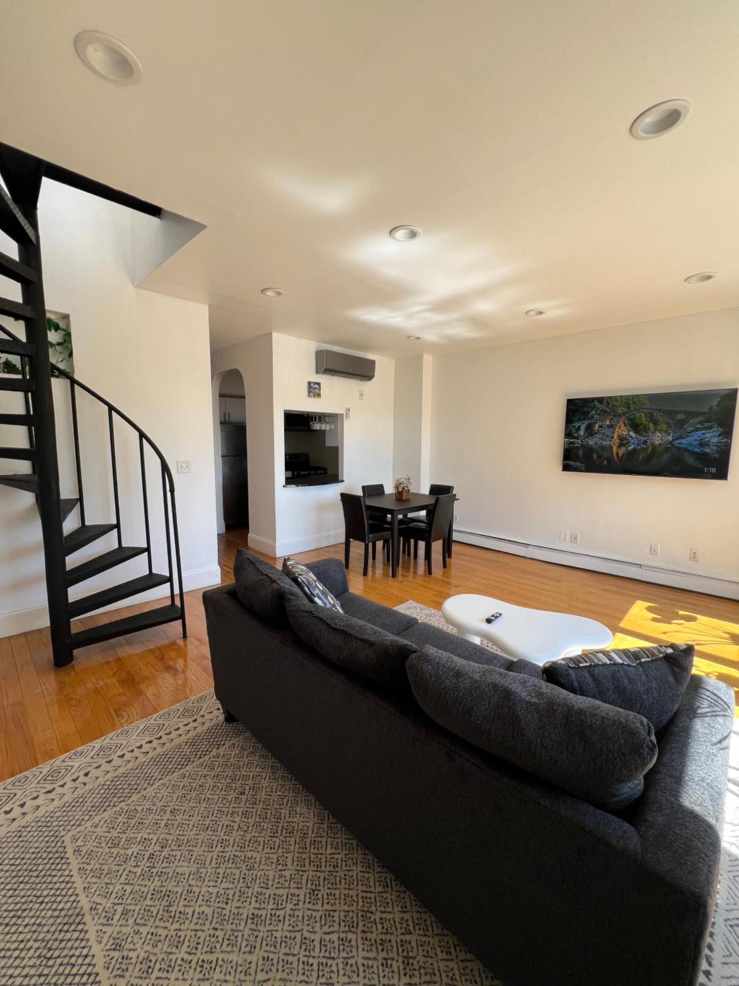 Mulzac - Loft Penthouse Homestay