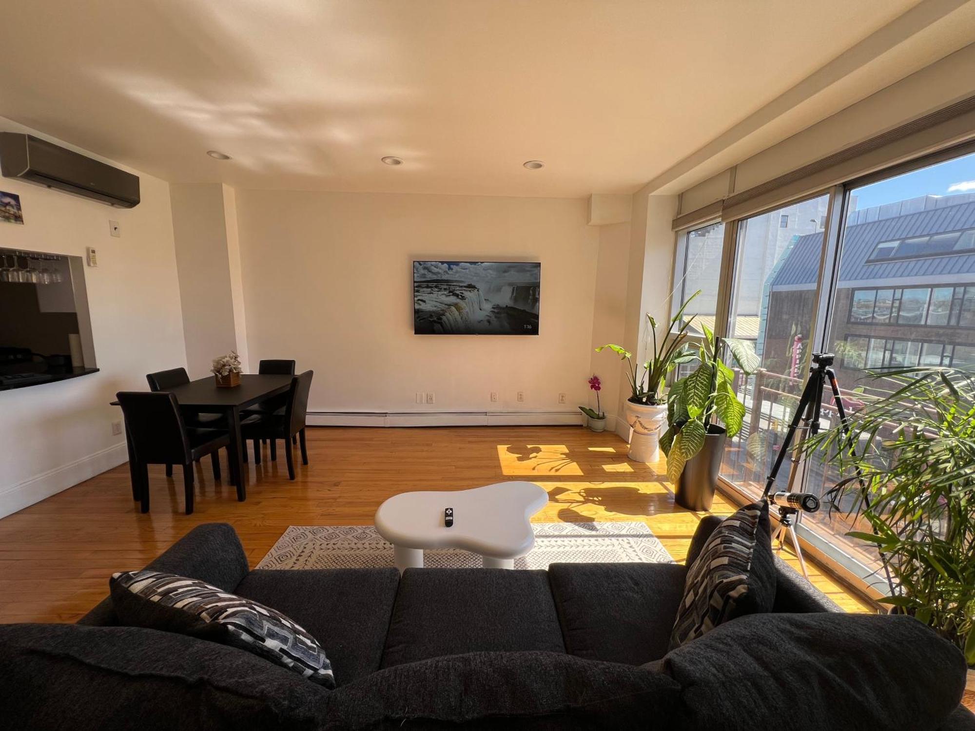 Homestay Mulzac - Loft Penthouse *