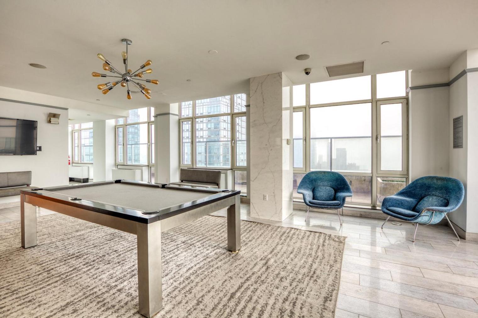 Blueground Hells Kitchen Gym Elev Nr Museum Nyc-1437 Apartment New York