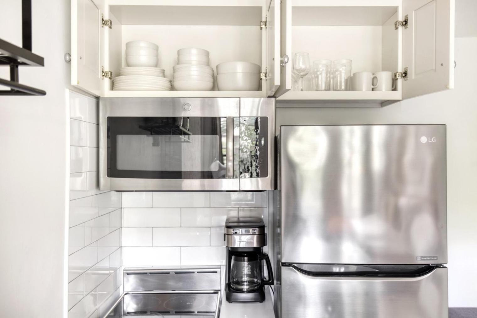 Apartment E Village W Wd Nr Tompkins Sq Park Nyc-878