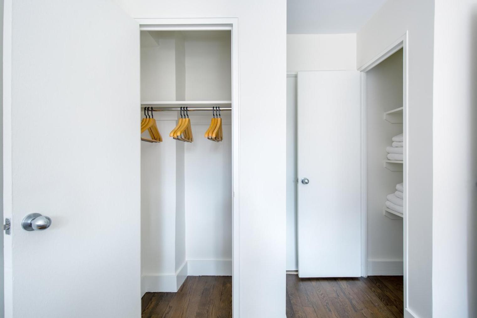 Apartment Ues 1br W Doorman Elevator Gym Nr Park Nyc-566 *