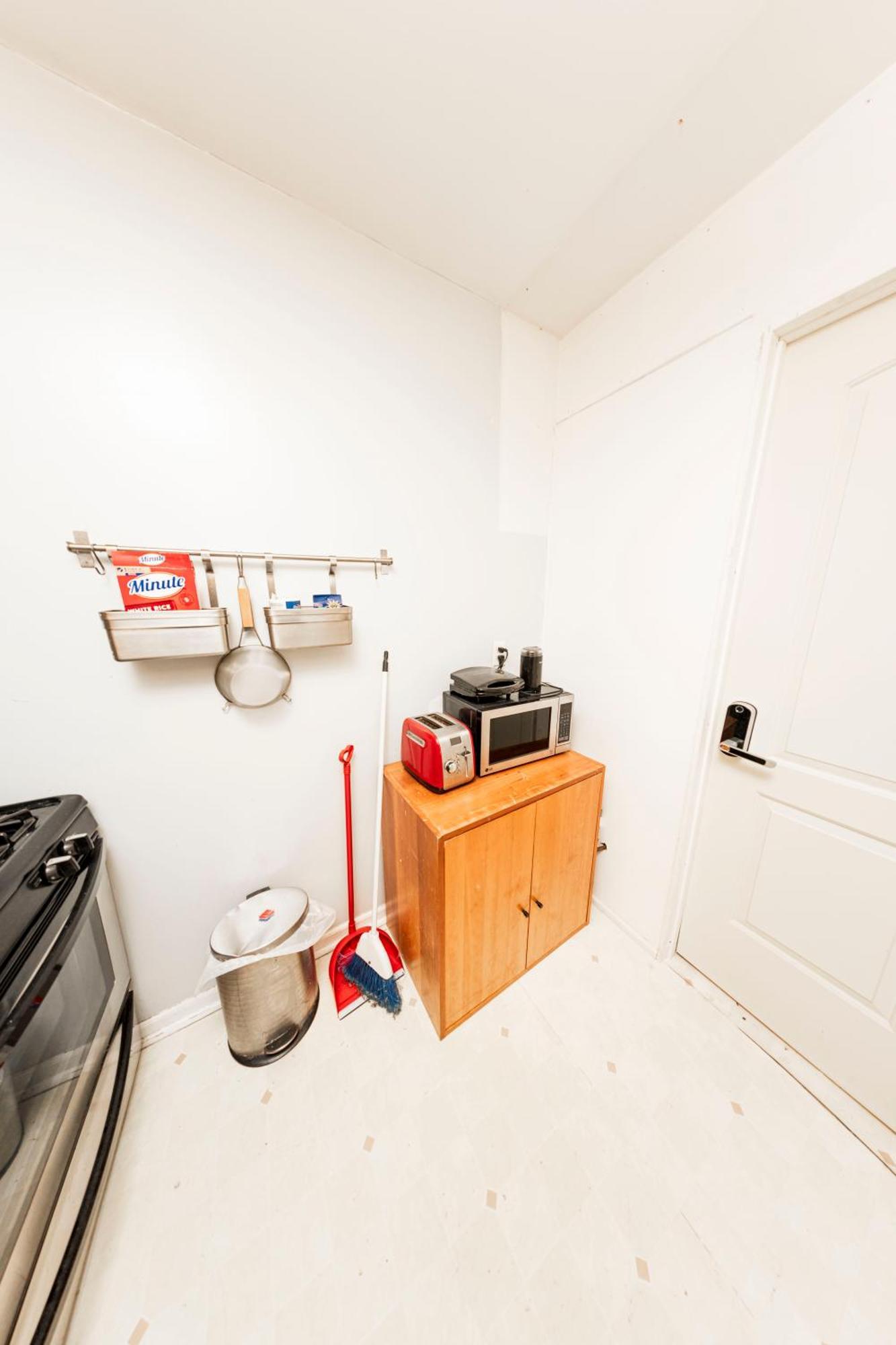 Homestay Central & Affordable Williamsburg Private Bedroom Close To Subway *