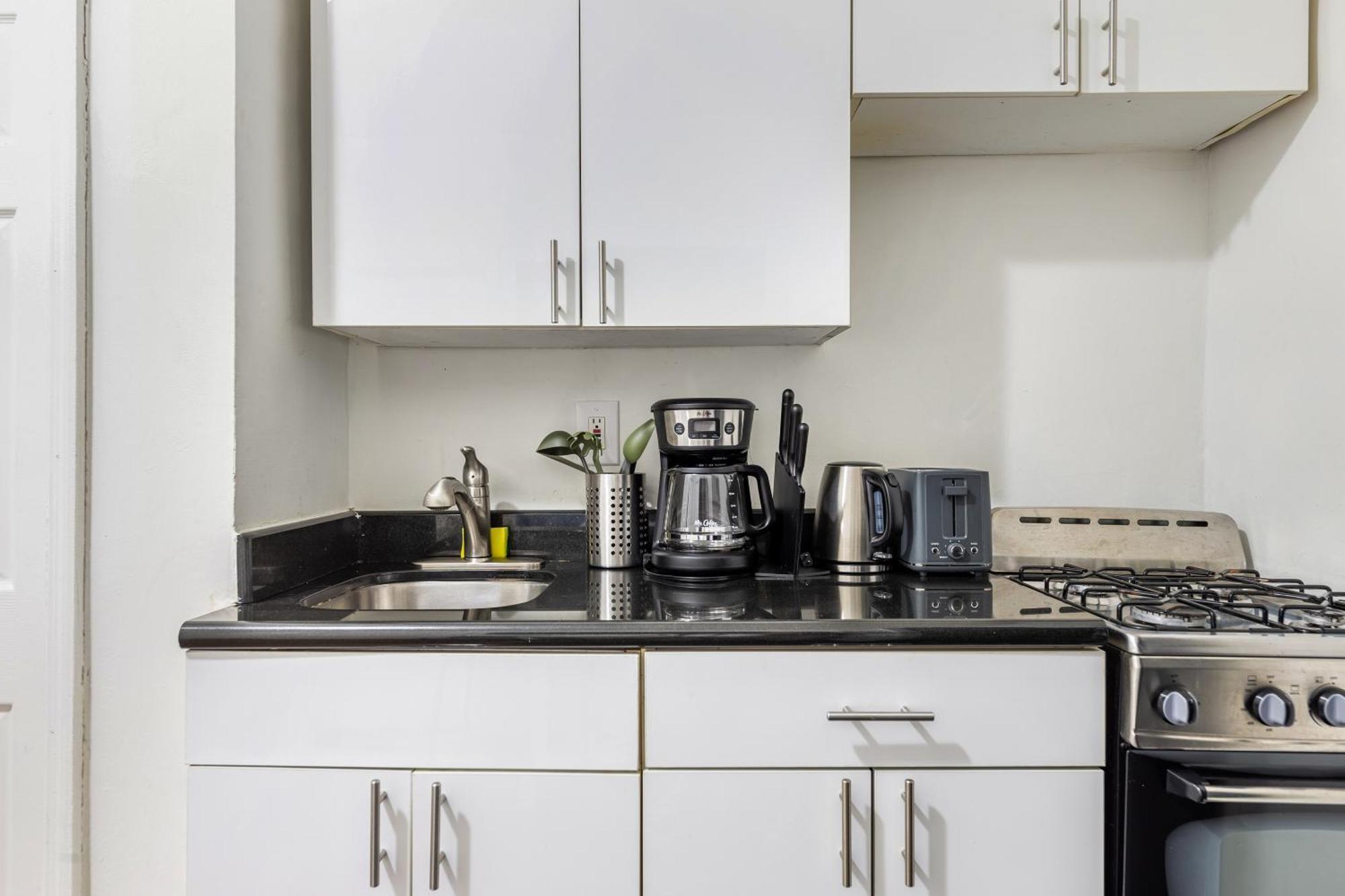 Hidden Cozy 2bd In Manhattan * New York
