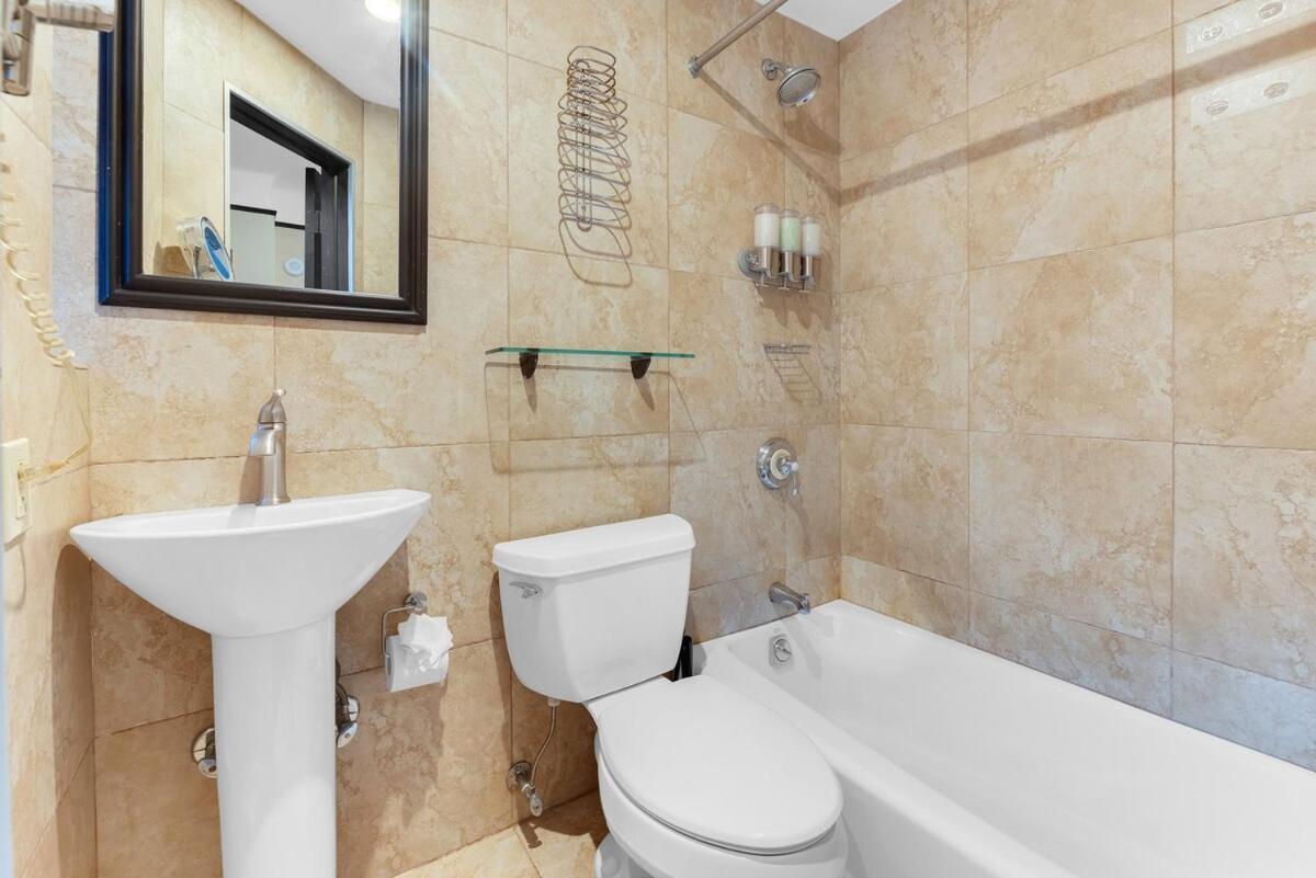 Walking Score In Heart Of With A Gym Apartment