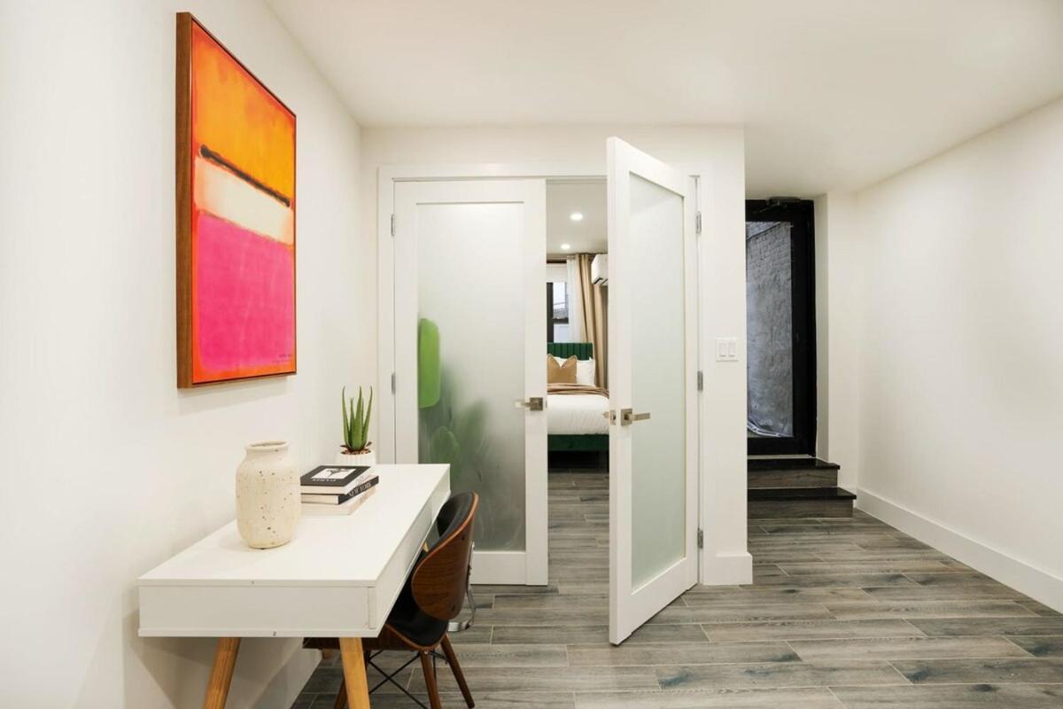 317-1d New 2br Duplex Wd Private Backyard * New York