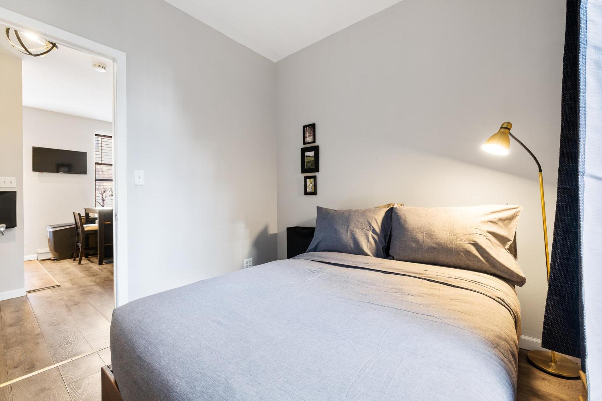 Living In Times Square Apartment New York