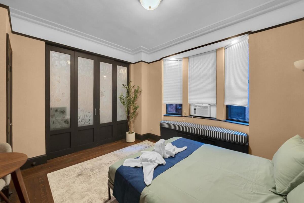 Premier Walking Distance To Times Square Ny