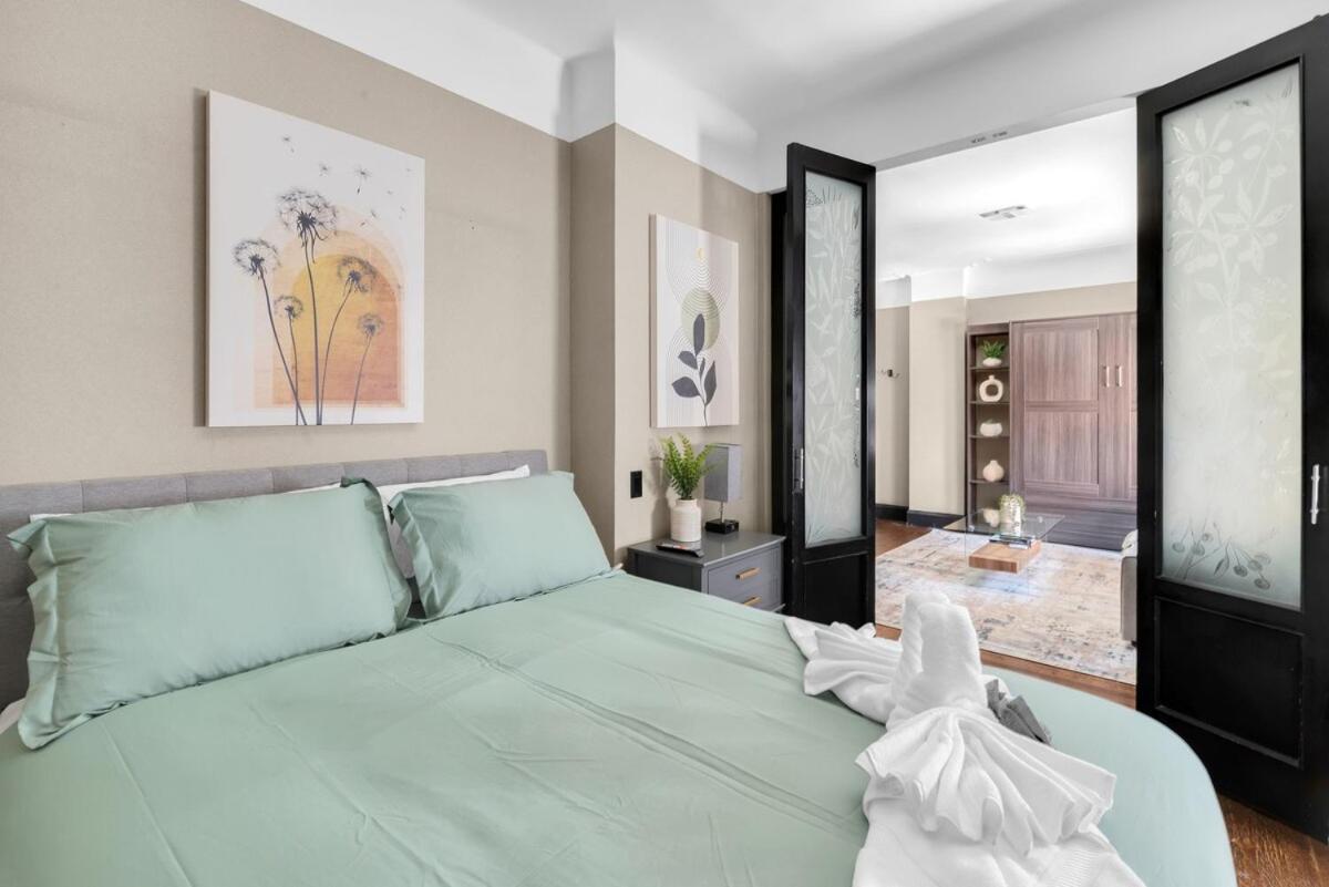 Location And Walkable In Ny With Gym New York