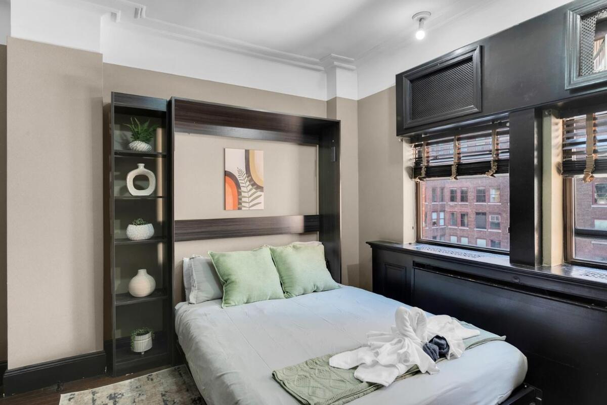 Location And Walkable In Ny With Gym * New York