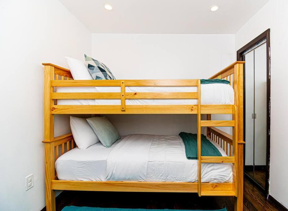 Luxury 6br In Brooklyn Apartment