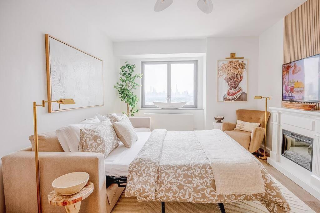 City Views, Modern Nyc Oasis Retreat * New York
