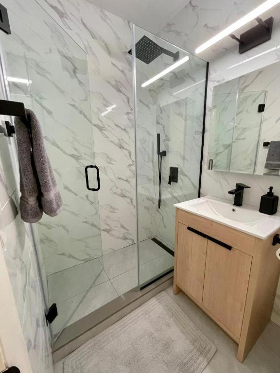 Luxury 2 Bedroom In Nyc!! * New York