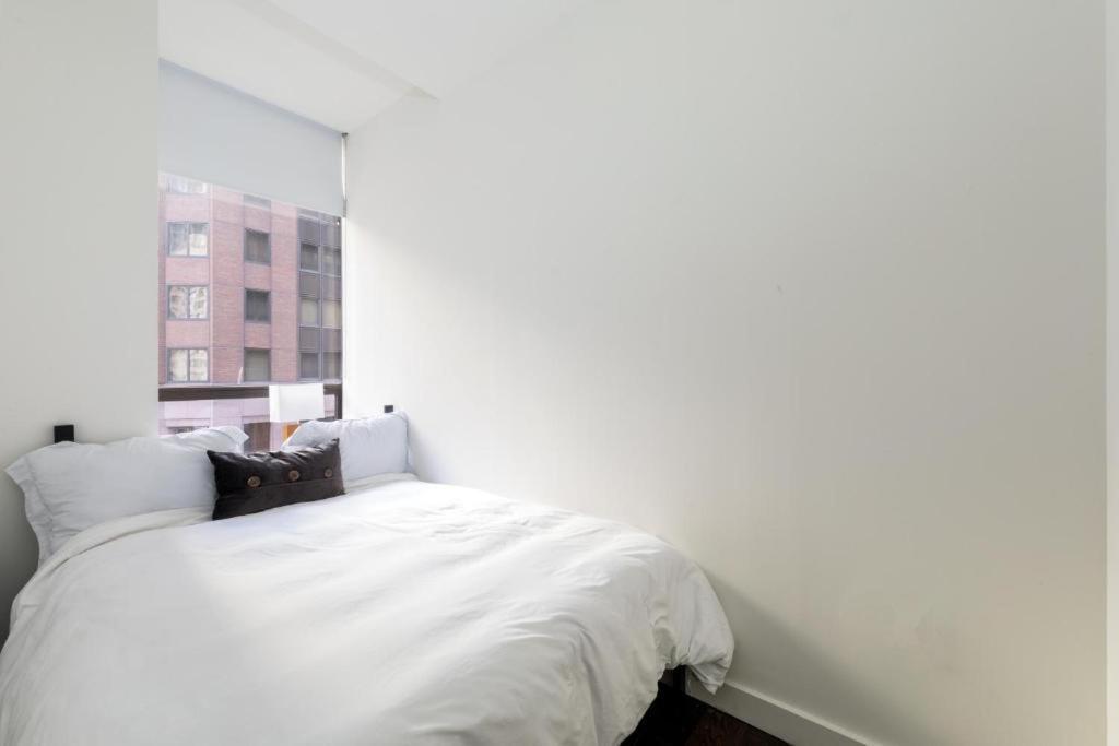 Apartment Luxury 5 Bedroom 2 Bath In Nyc! *