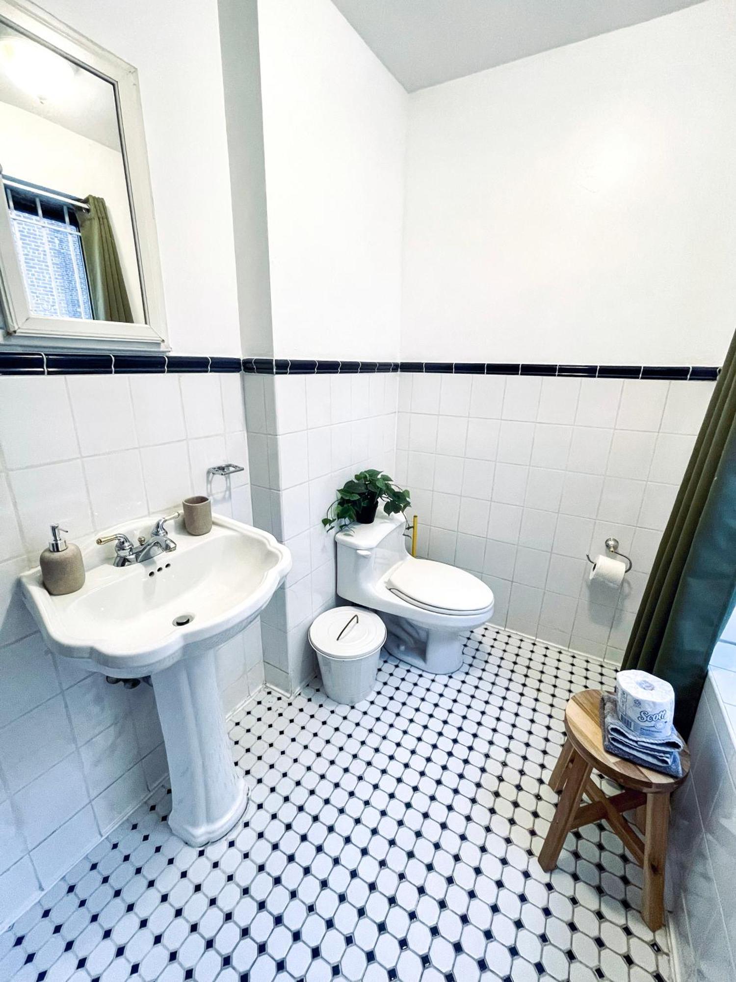 Apartment Gorgeous Extra Spacious Duplex Penthouse