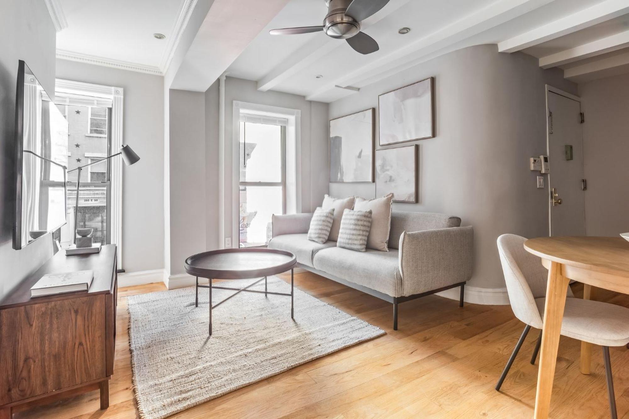 Apartment Charming 2-bed 1-bath In Turtle Bay