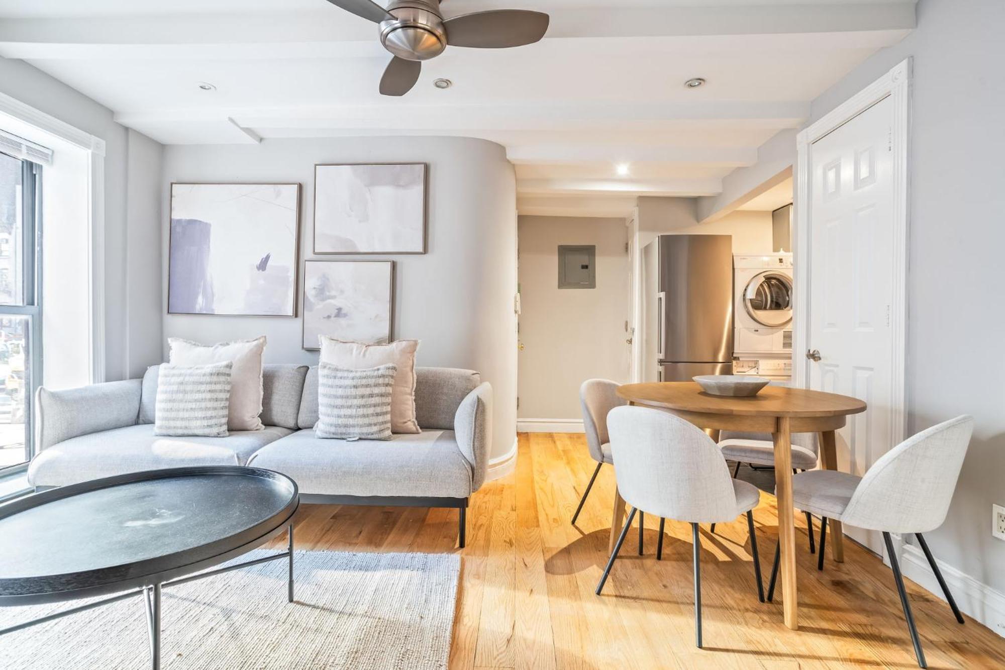 Charming 2-bed 1-bath In Turtle Bay *