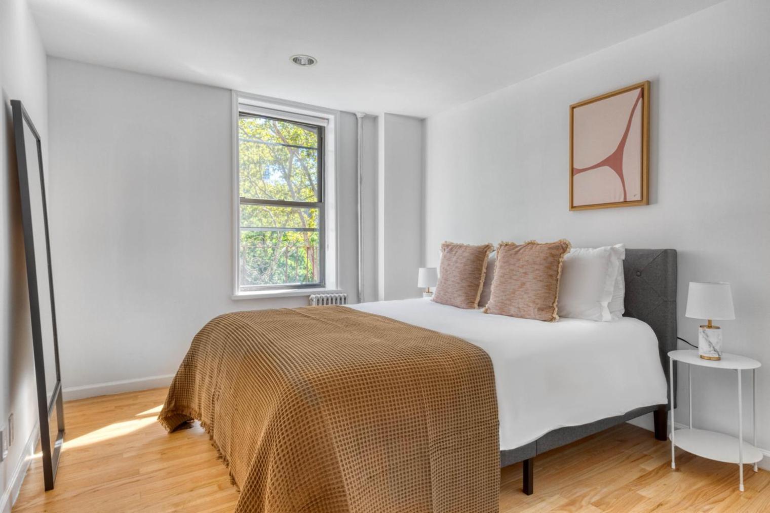 Nolita 2br W Wd Nr Soho Nyc-955 Apartment *