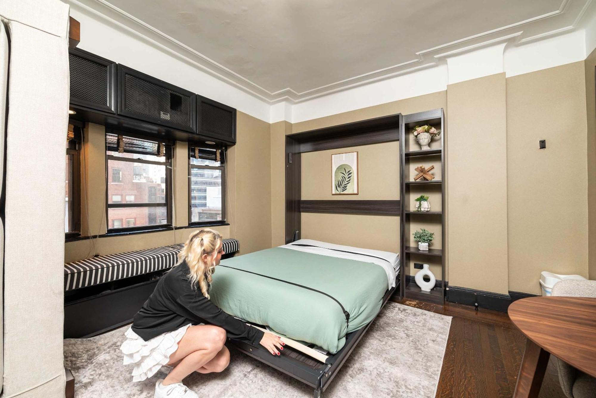 In The Heart Of Nyc 2 Bdr W Gym Apartment New York