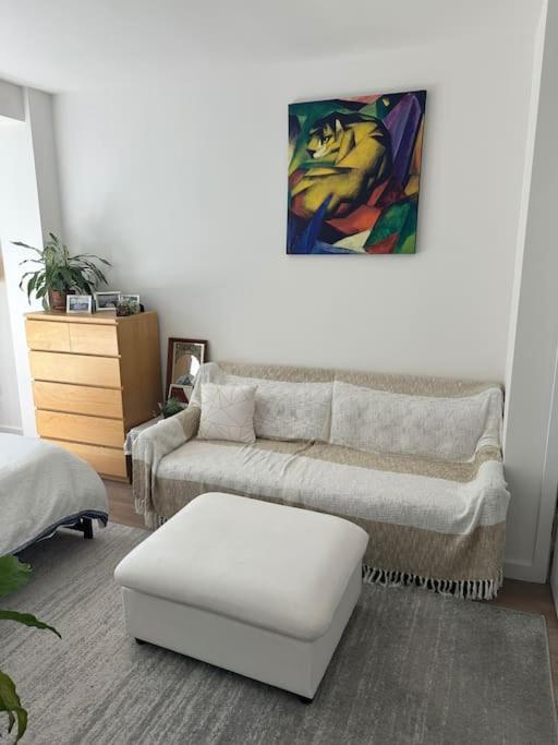 Beautiful Greenpoint Apartment *