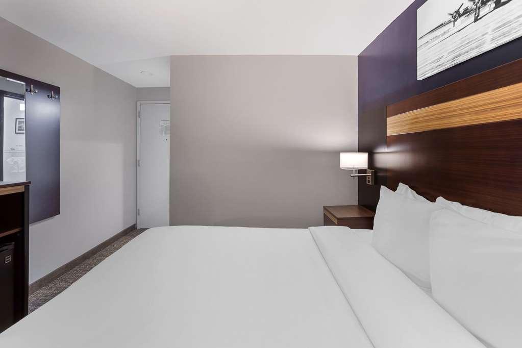 Avion Near Lga Airport, Ascend Collection Hotel New York