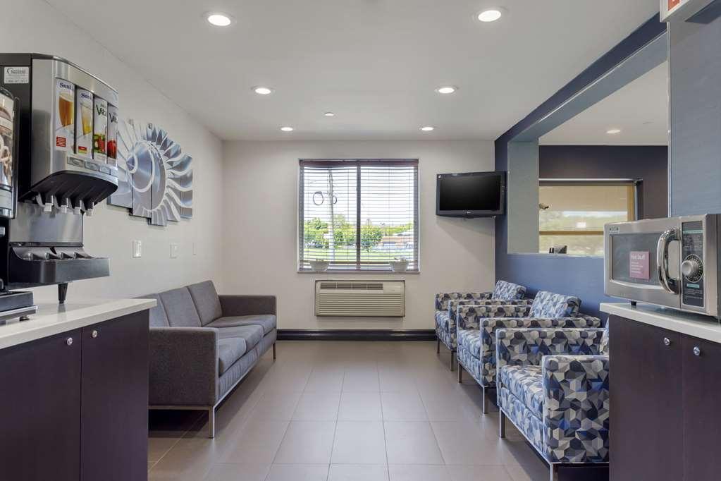 Avion Near Lga Airport, Ascend Collection Hotel